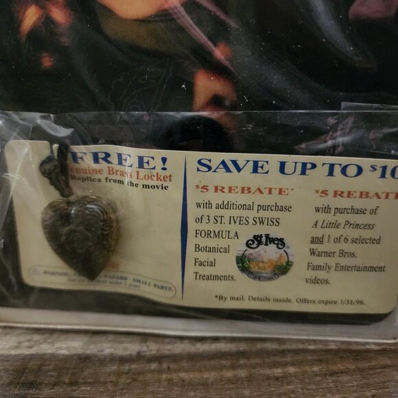 Vintage A Little Princess 1995 VHS with Locket RARE - Picture 2 of 3